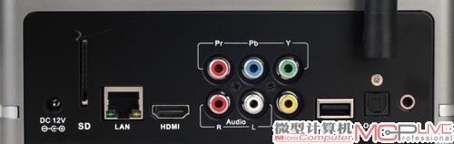 接口都集中在DMP650的背部，HDMI和色差接口已经足够对付新旧电视机了。